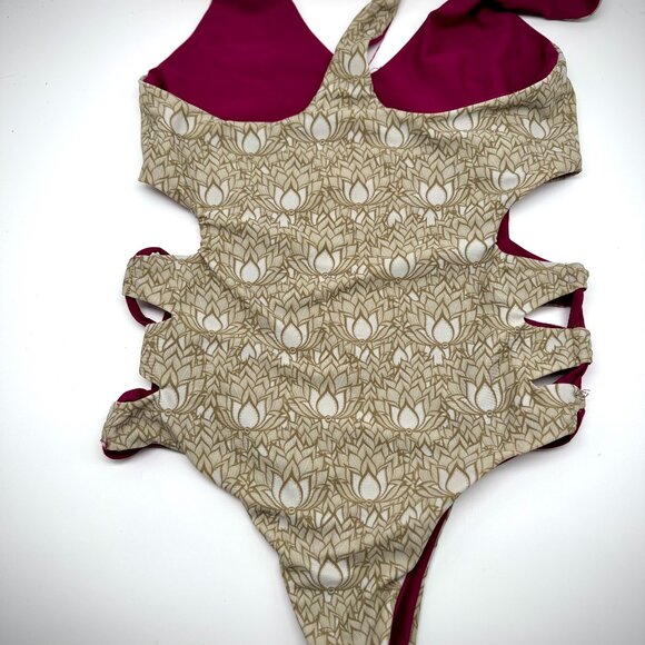 One Piece Reversible Razor Back Bikini - Picture 3 of 4